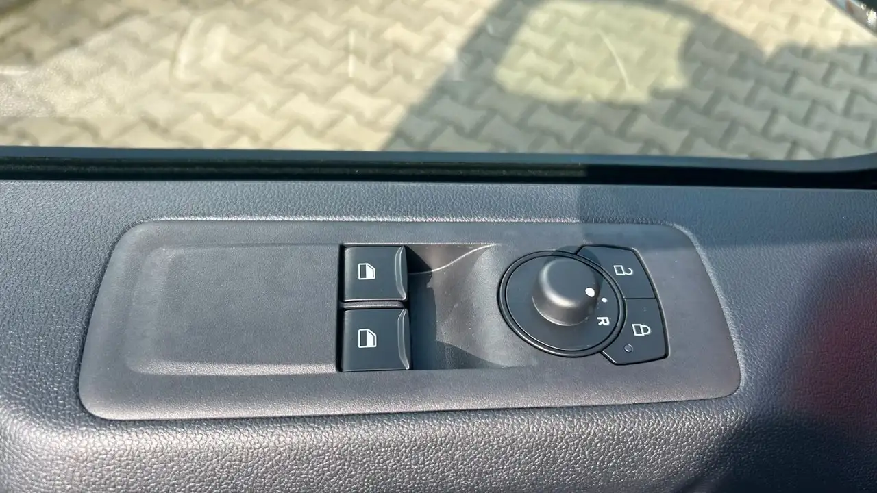 Ford Transit 6