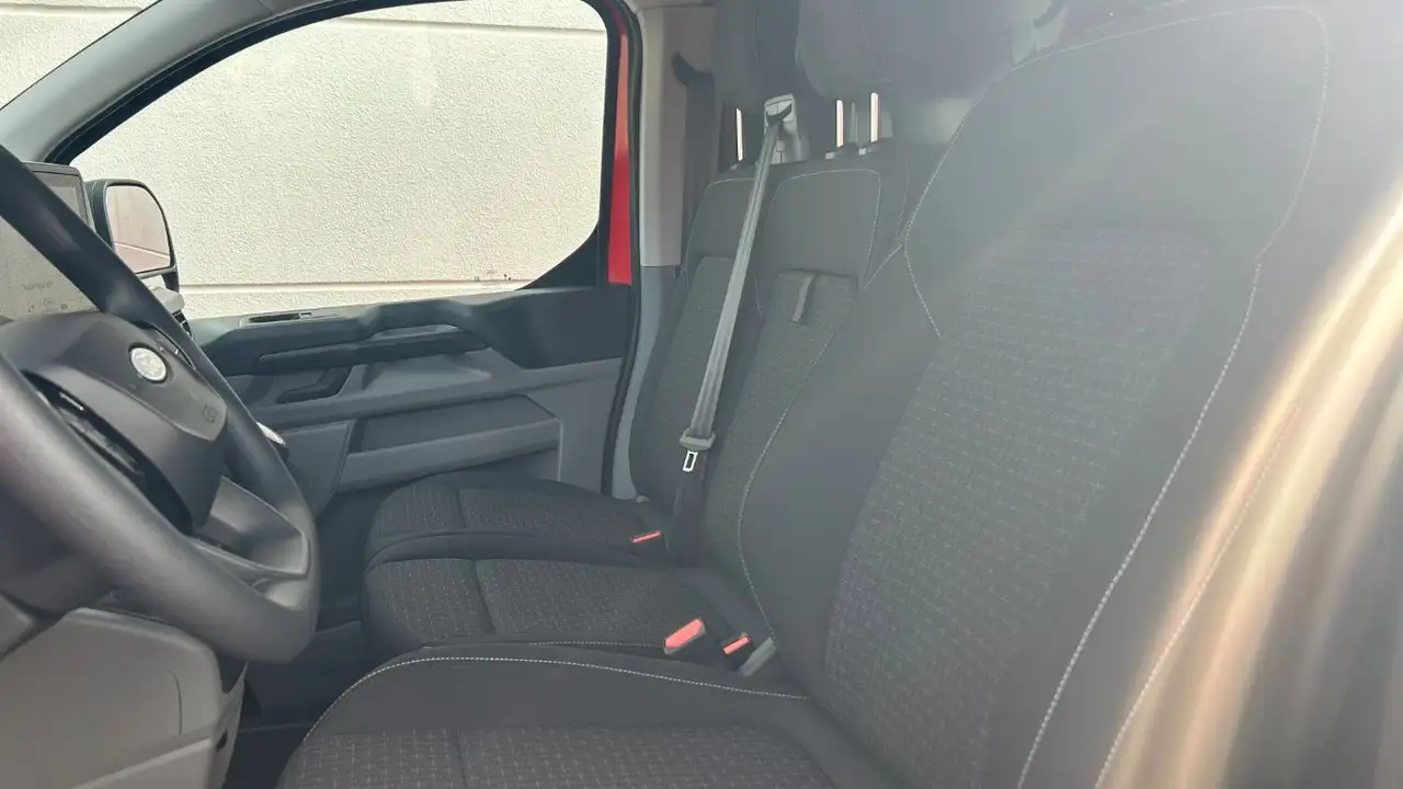 Ford Transit 14