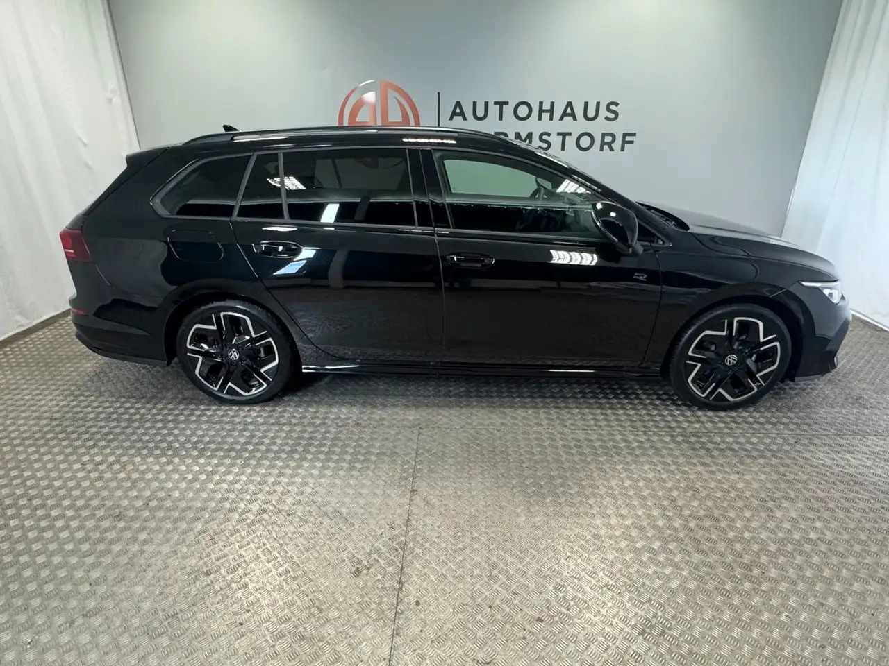 Volkswagen Golf VIII 7
