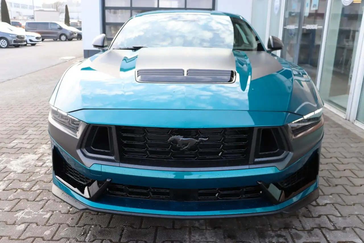 Ford Mustang 8