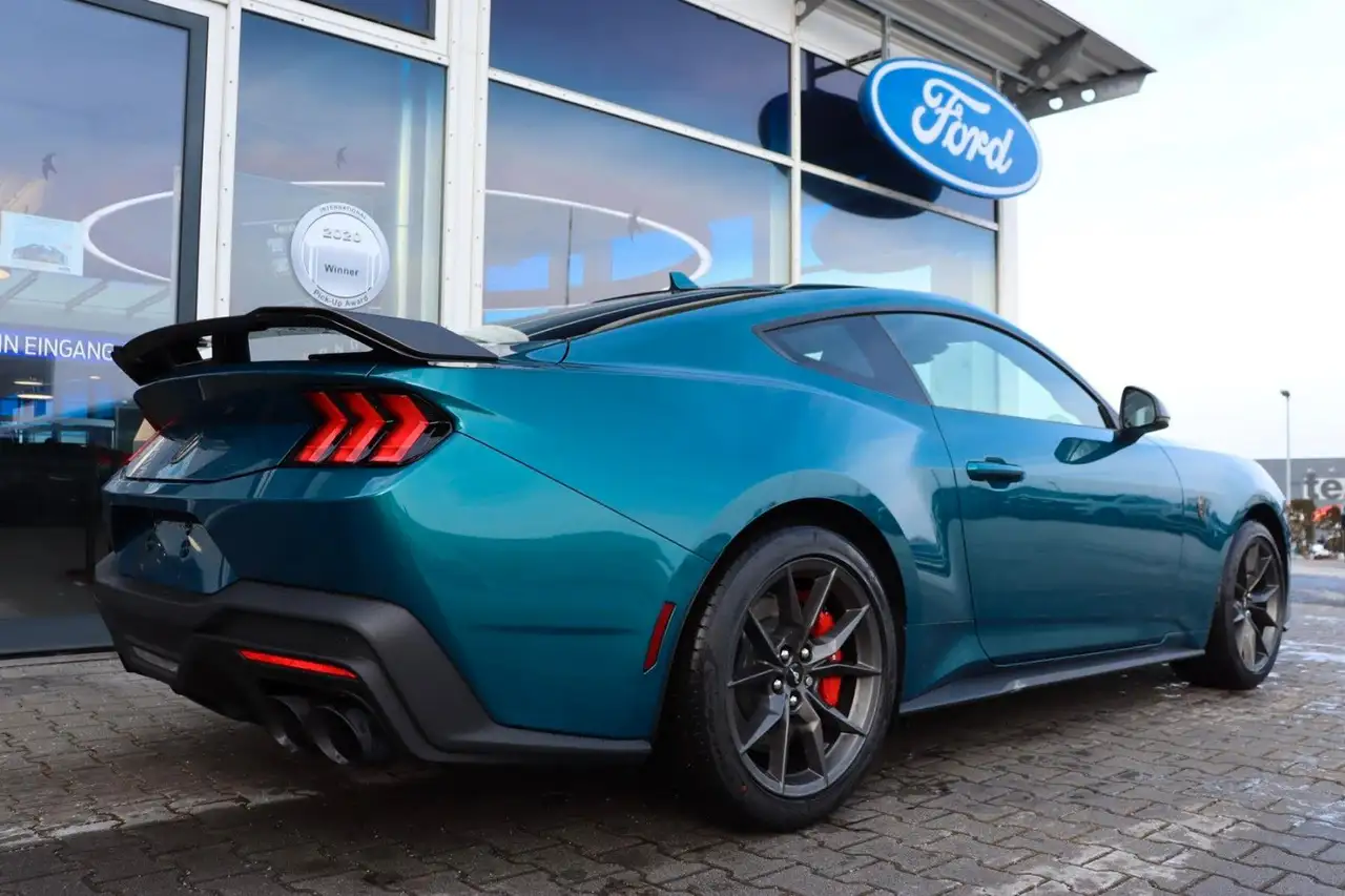 Ford Mustang 9