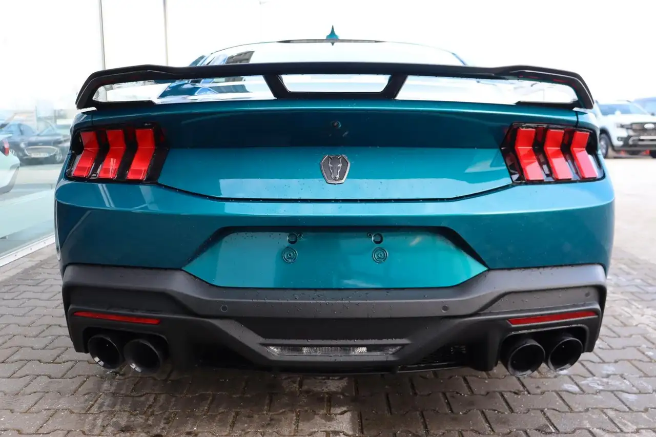 Ford Mustang 11