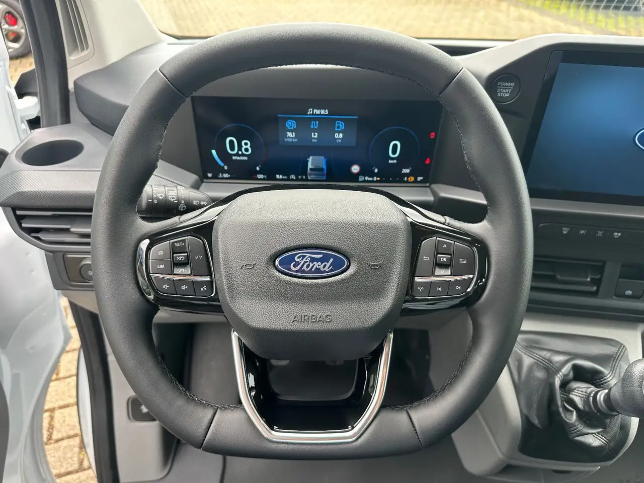 Ford Transit 14