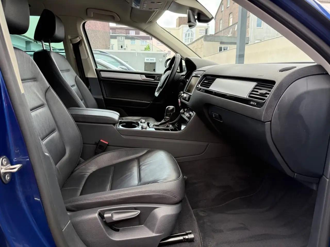 Volkswagen Touareg 9