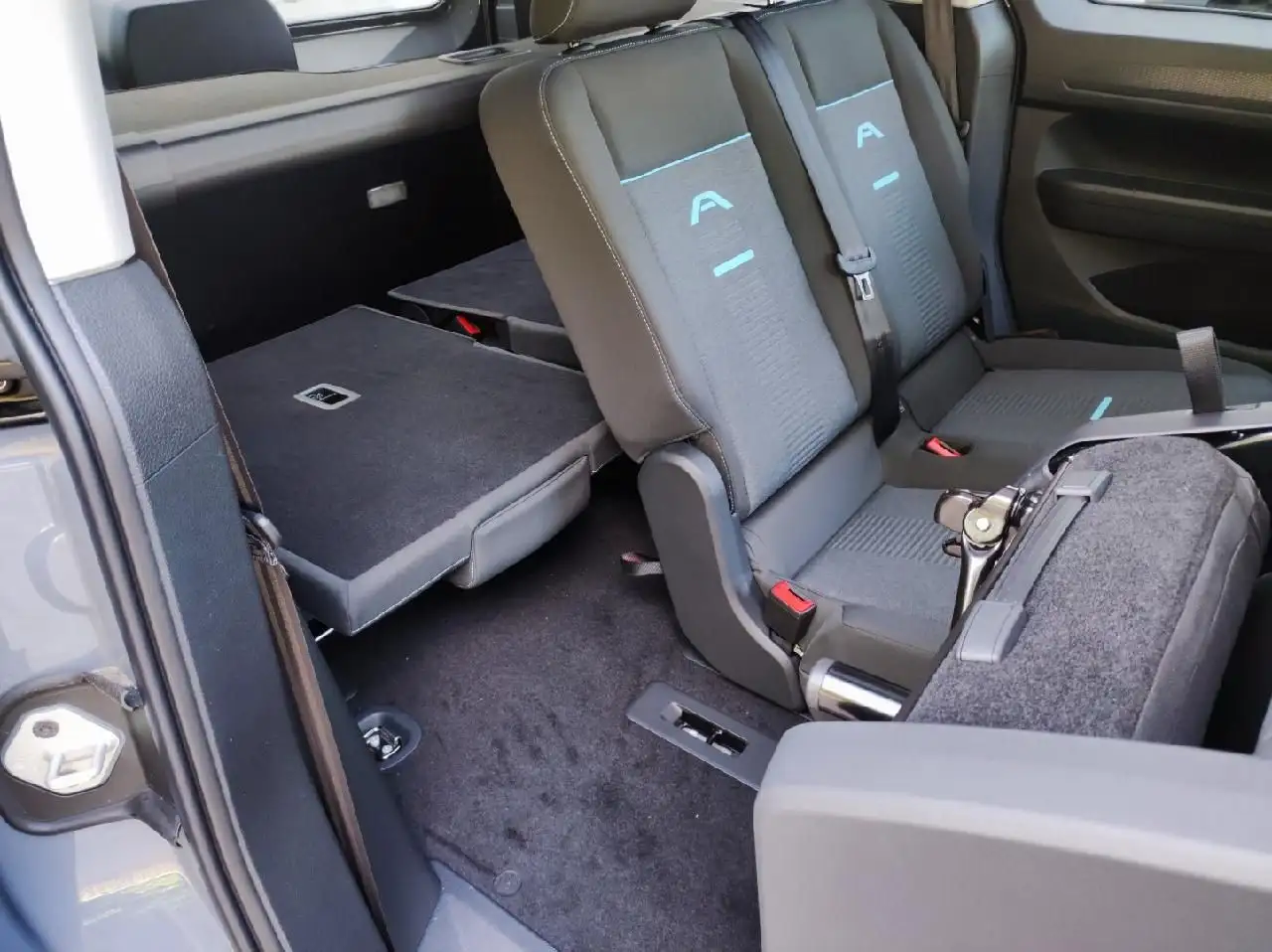 Ford Tourneo 12