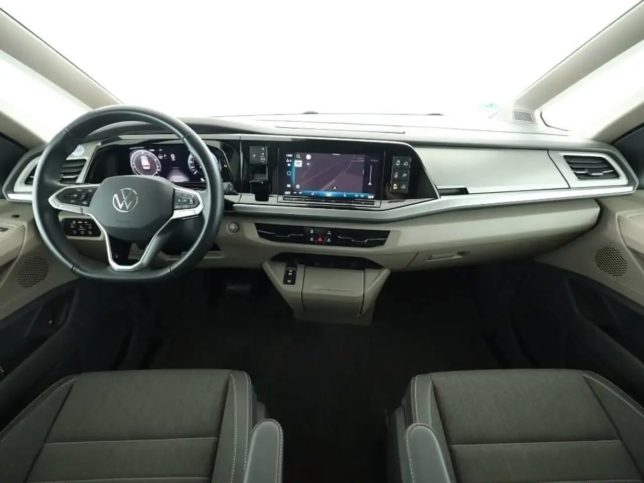 Volkswagen T7 California 4