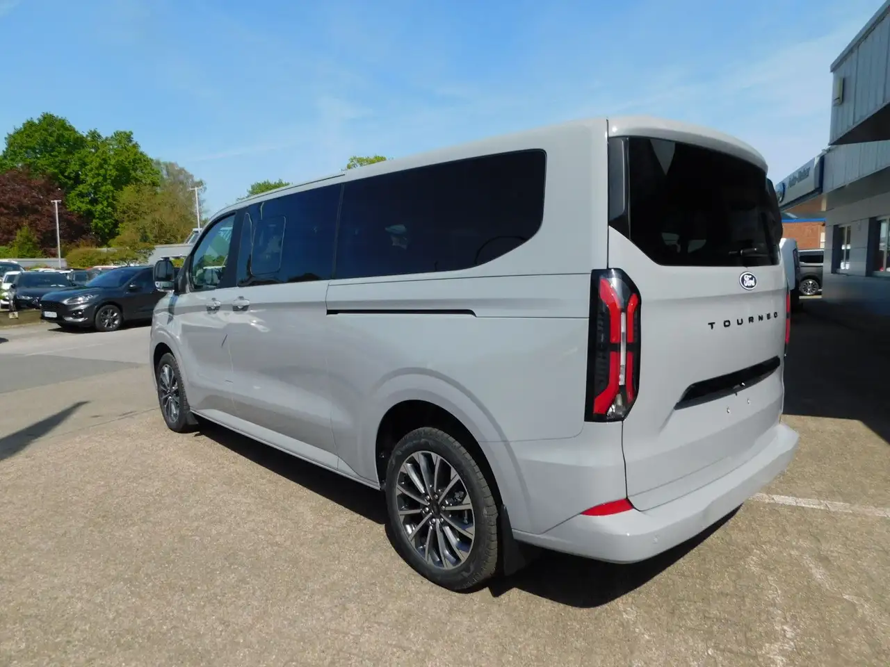 Ford Tourneo 7