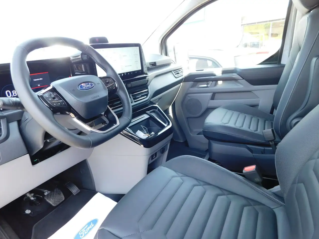 Ford Tourneo 11