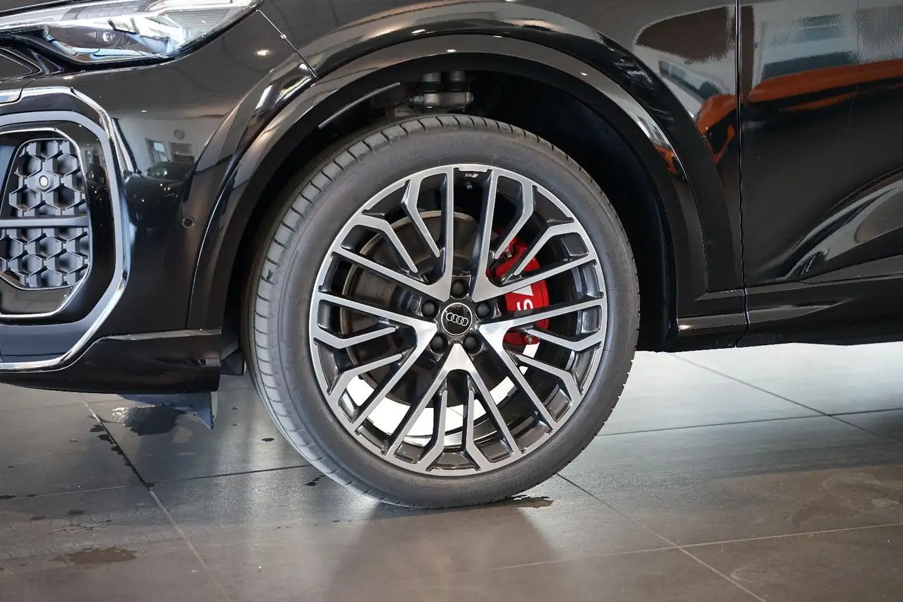 Audi SQ5 6