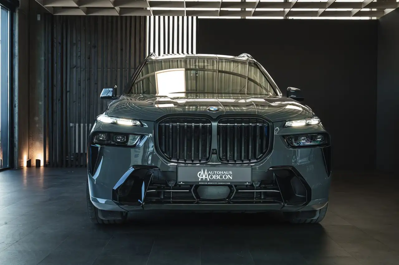 BMW X7 2