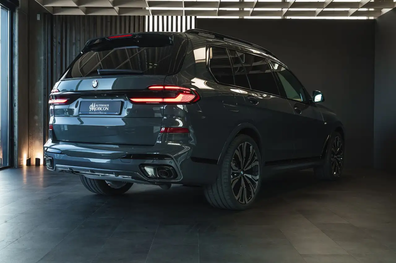 BMW X7 4