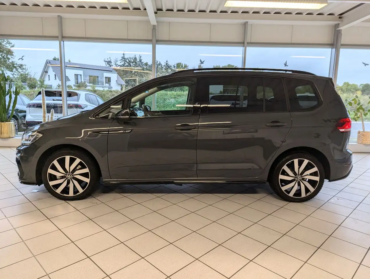 Volkswagen Touran 4
