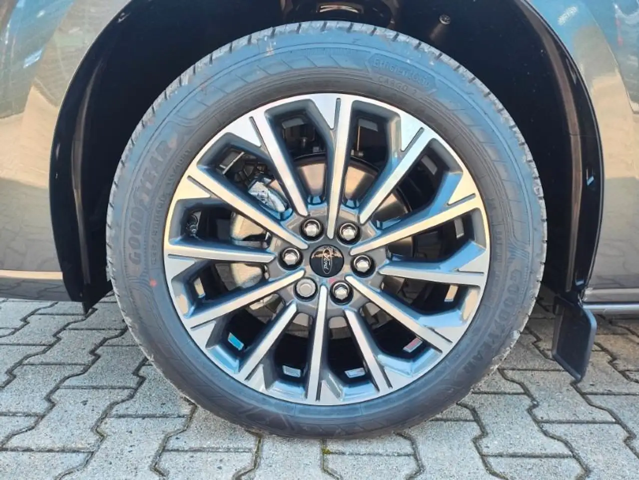 Ford Tourneo 3