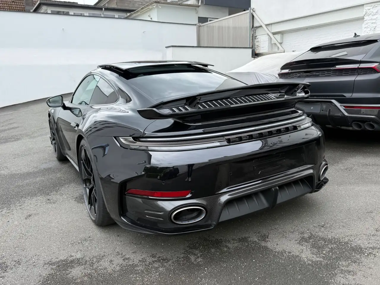 Porsche 992 15