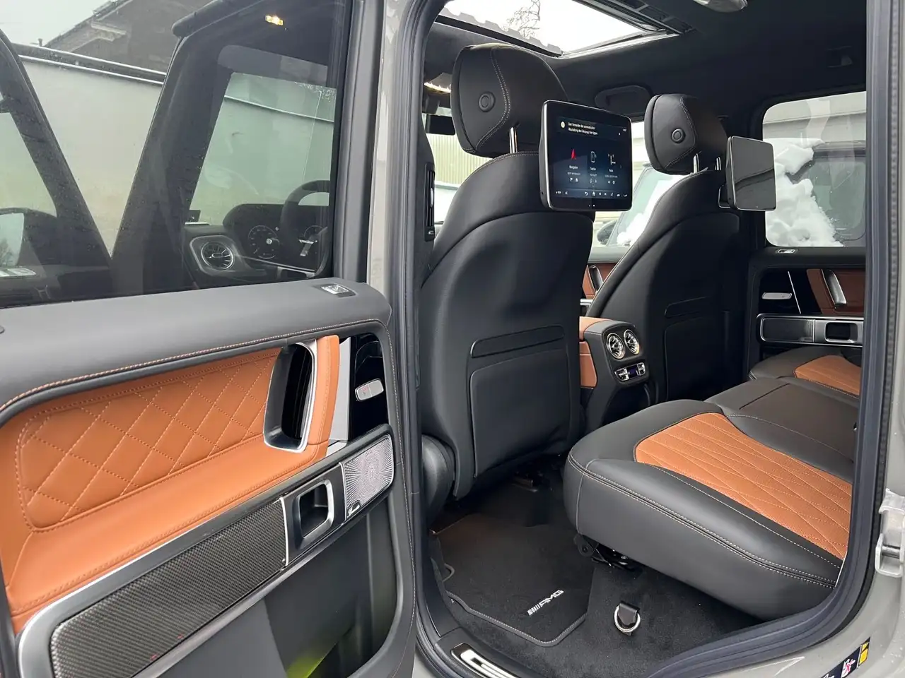Mercedes-Benz G 450 7