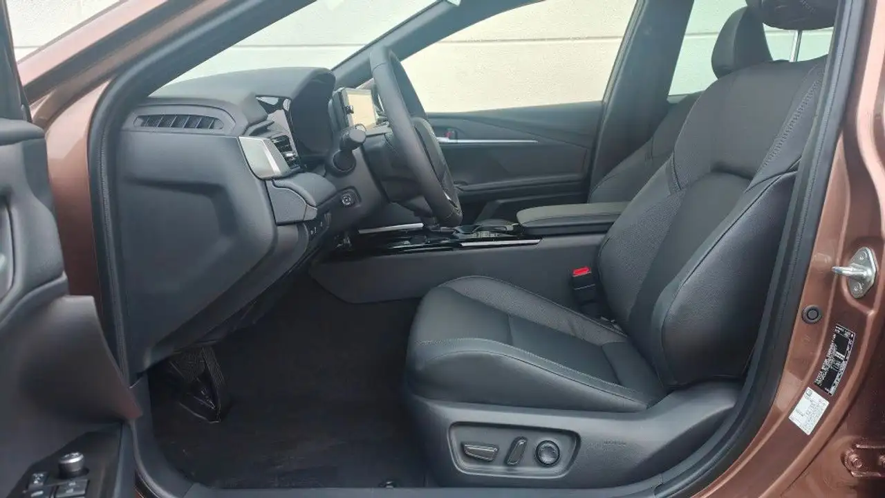 Toyota Camry 13