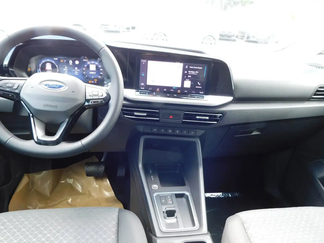 Ford Tourneo 13