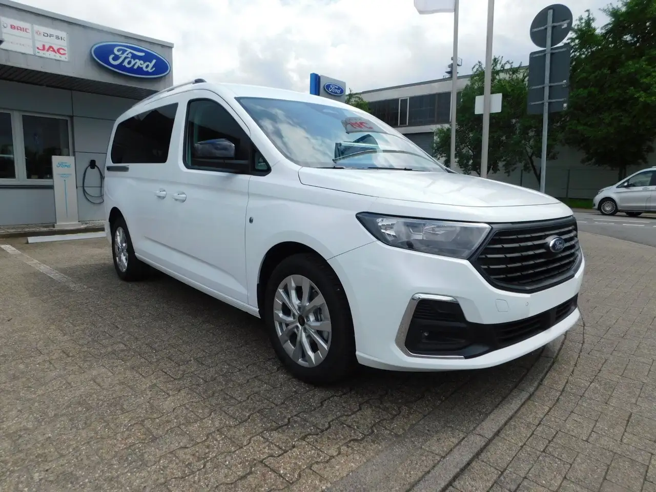 Ford Tourneo
