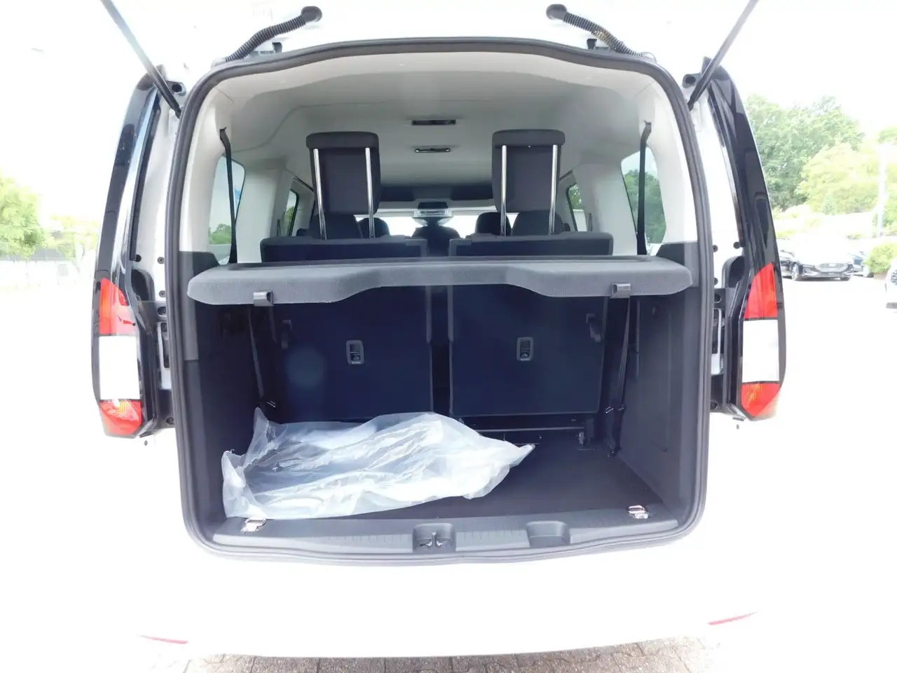 Ford Tourneo 12