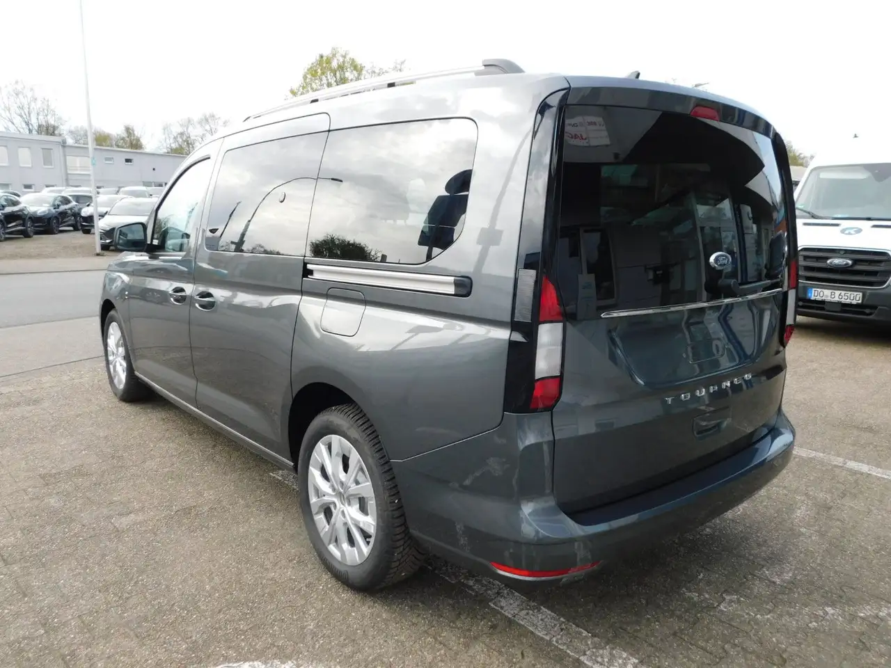 Ford Tourneo 7
