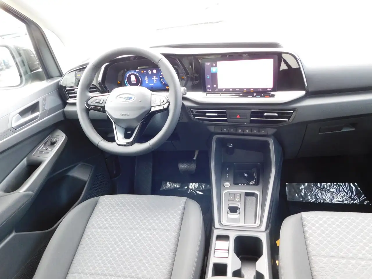 Ford Tourneo 15