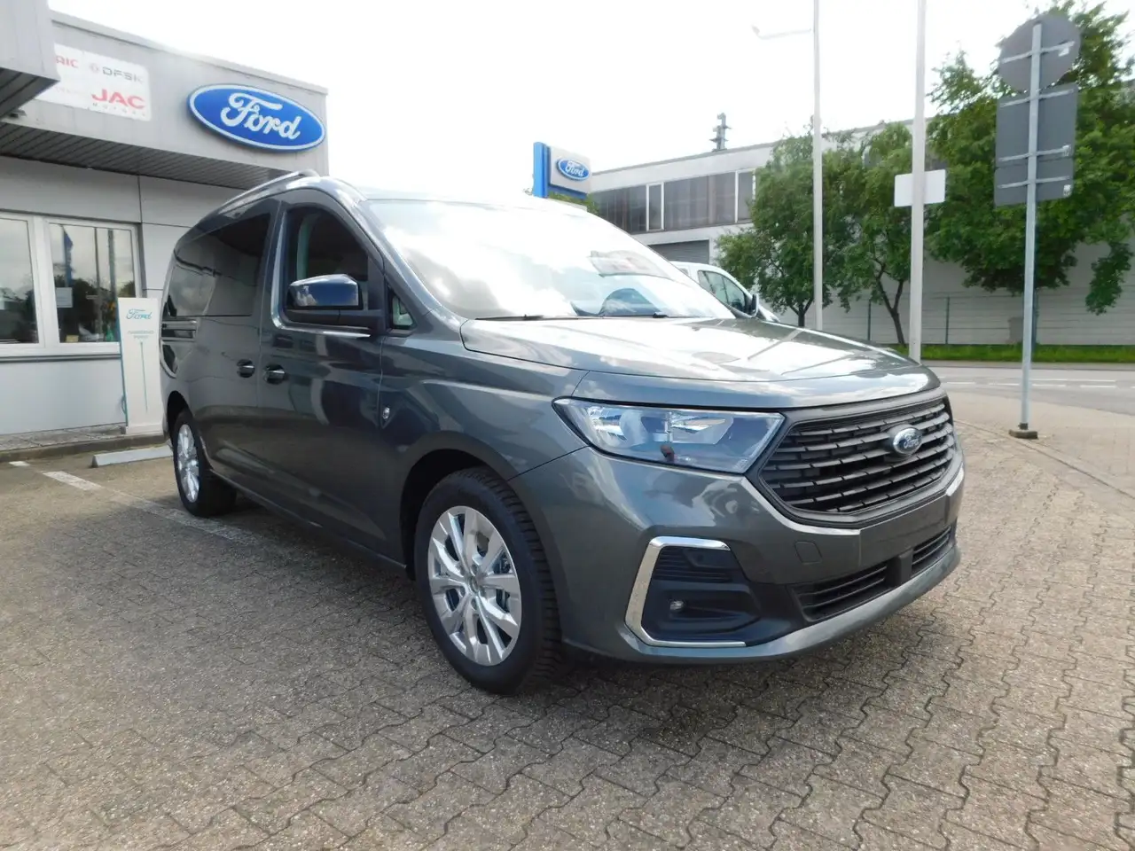 Ford Tourneo