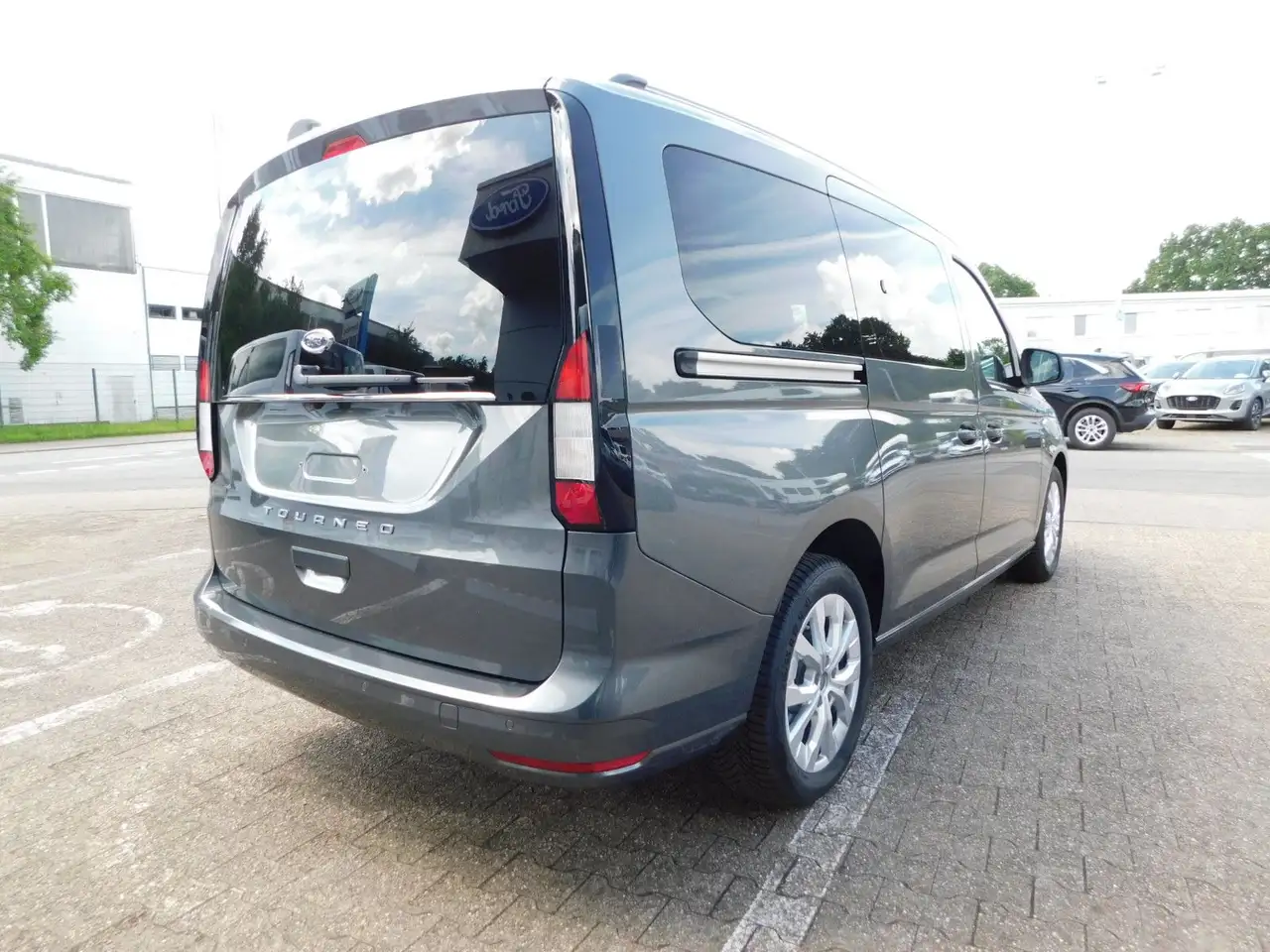 Ford Tourneo 5
