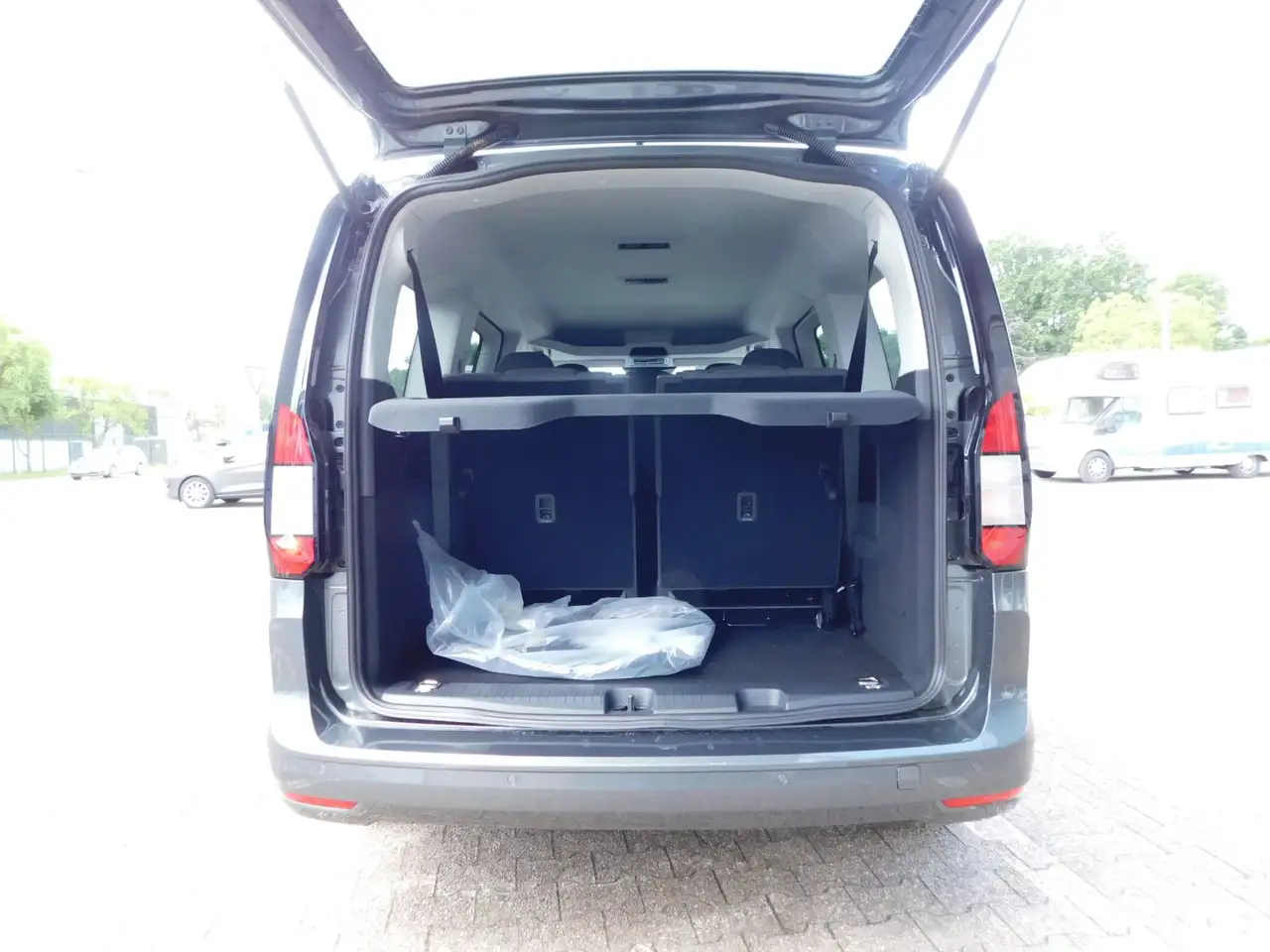 Ford Tourneo 12
