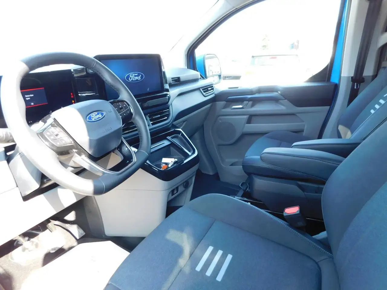 Ford Tourneo 10