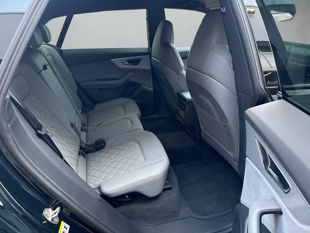 Audi Q8 12