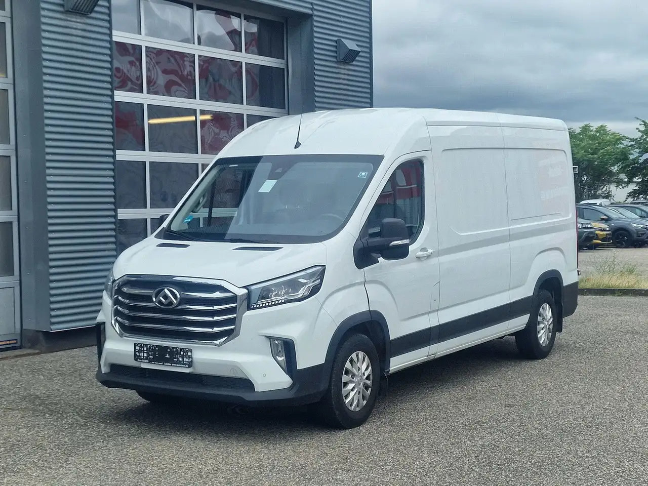 Maxus Deliver 9