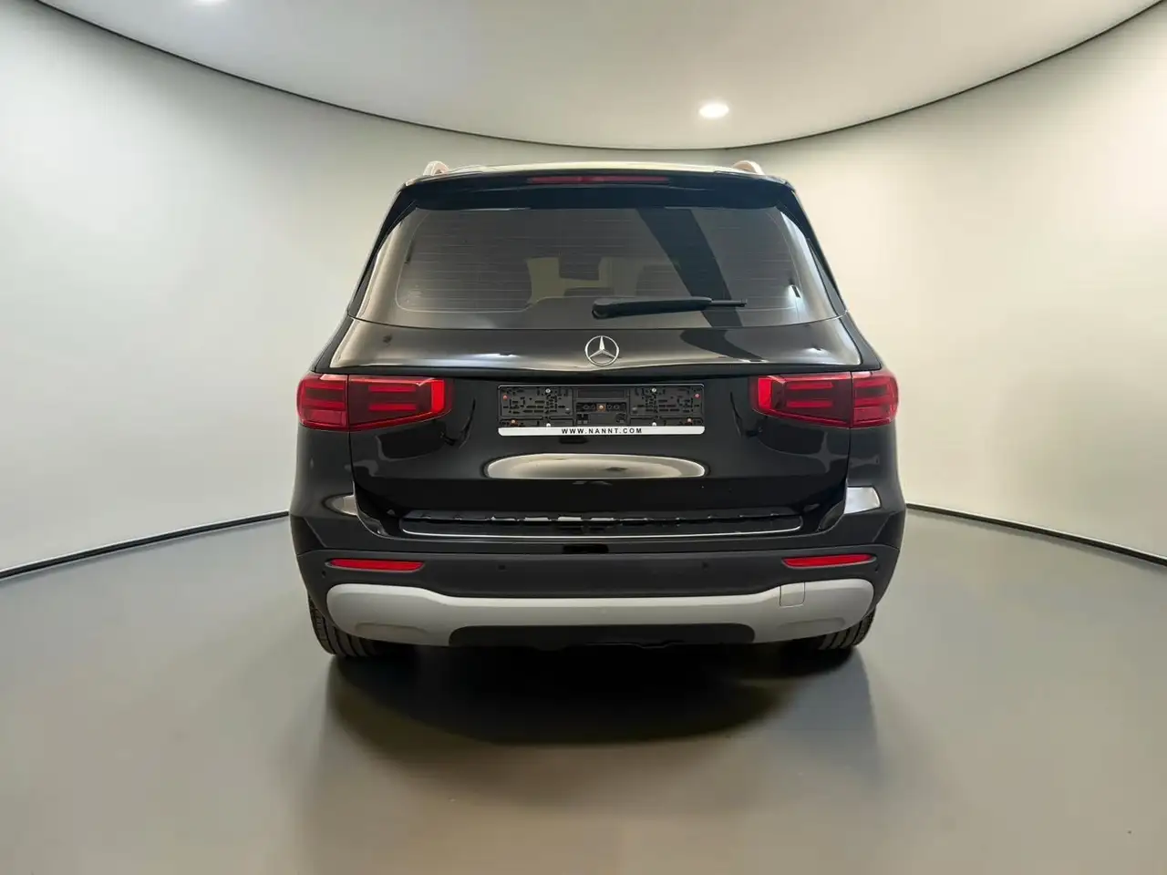 Mercedes-Benz GLB 200 6
