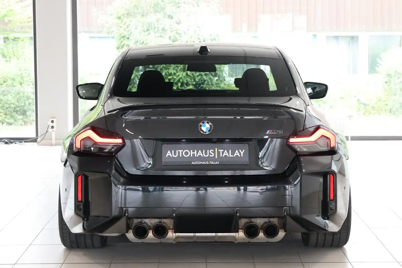 BMW M2 4