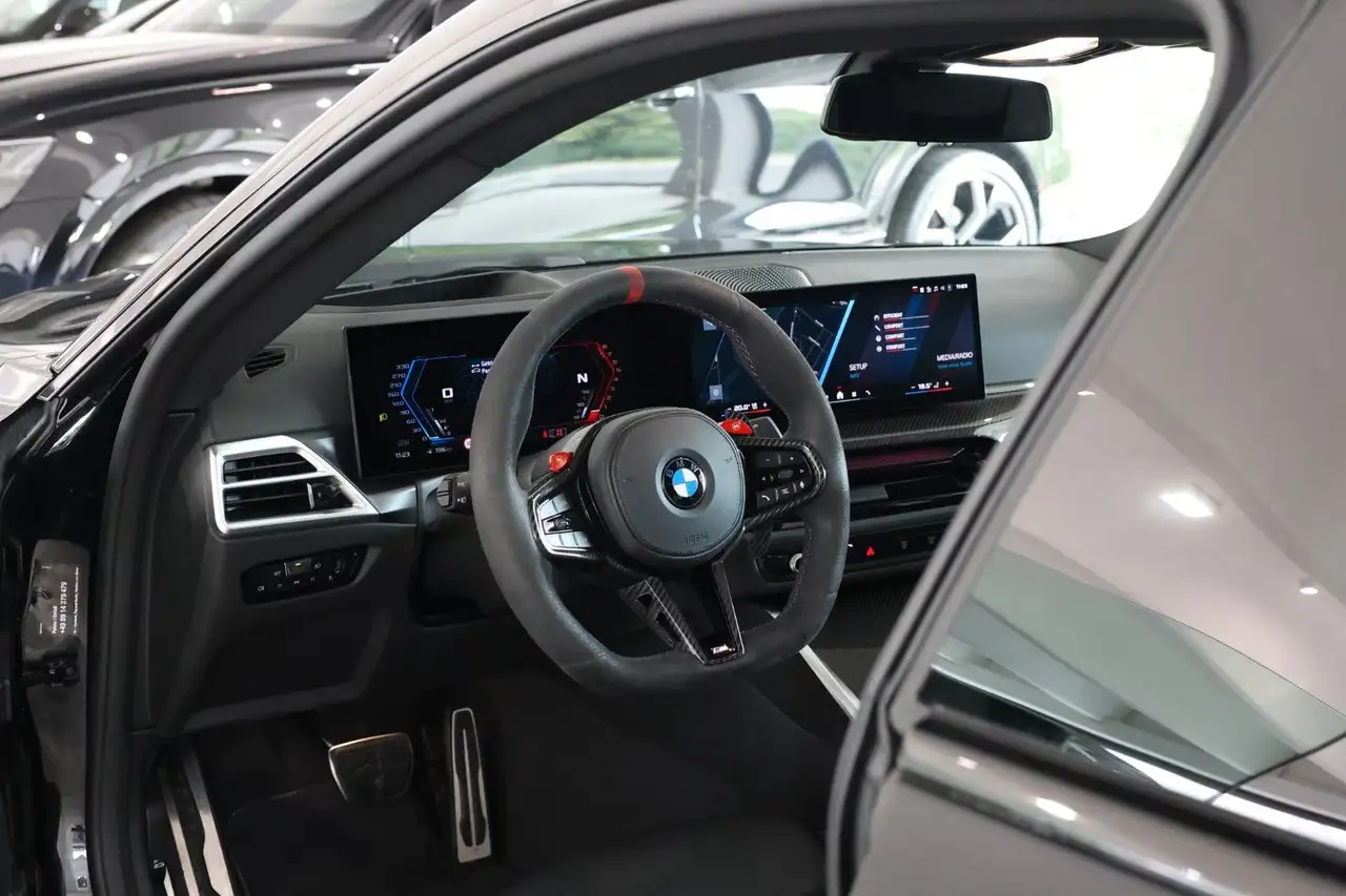 BMW M2 12