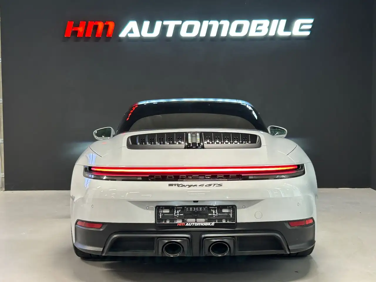 Porsche 992 5