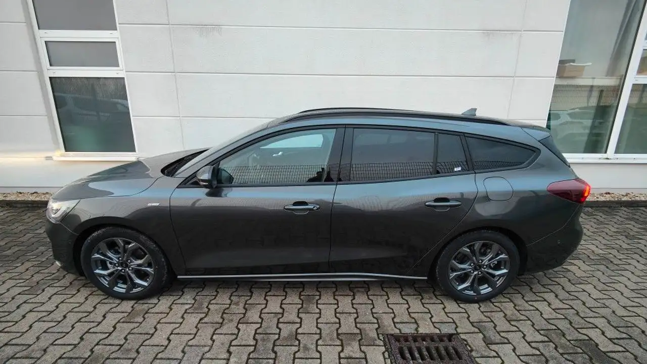 Ford Focus 6