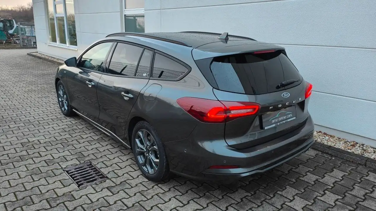 Ford Focus 8