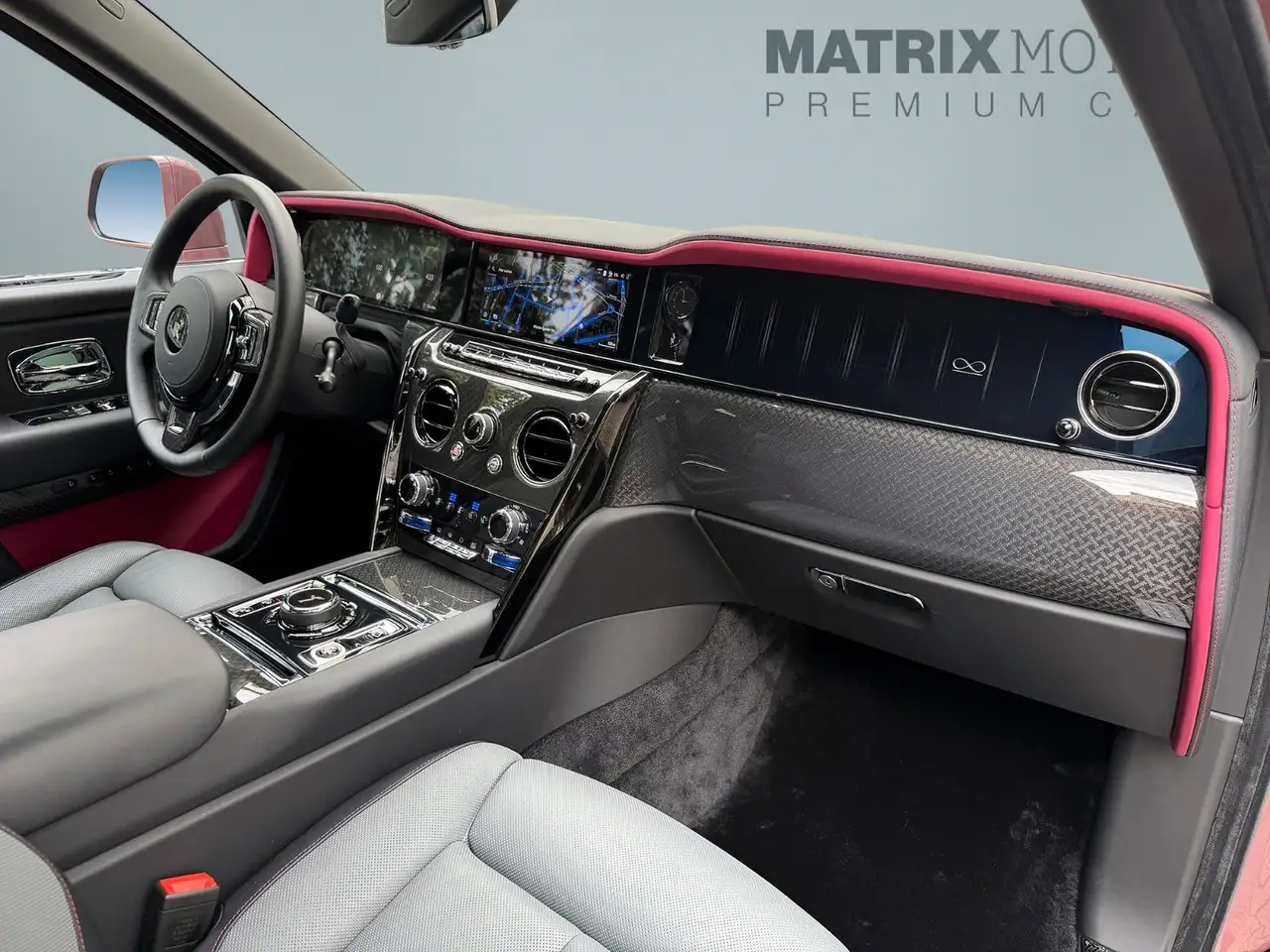 Rolls-Royce Cullinan 11
