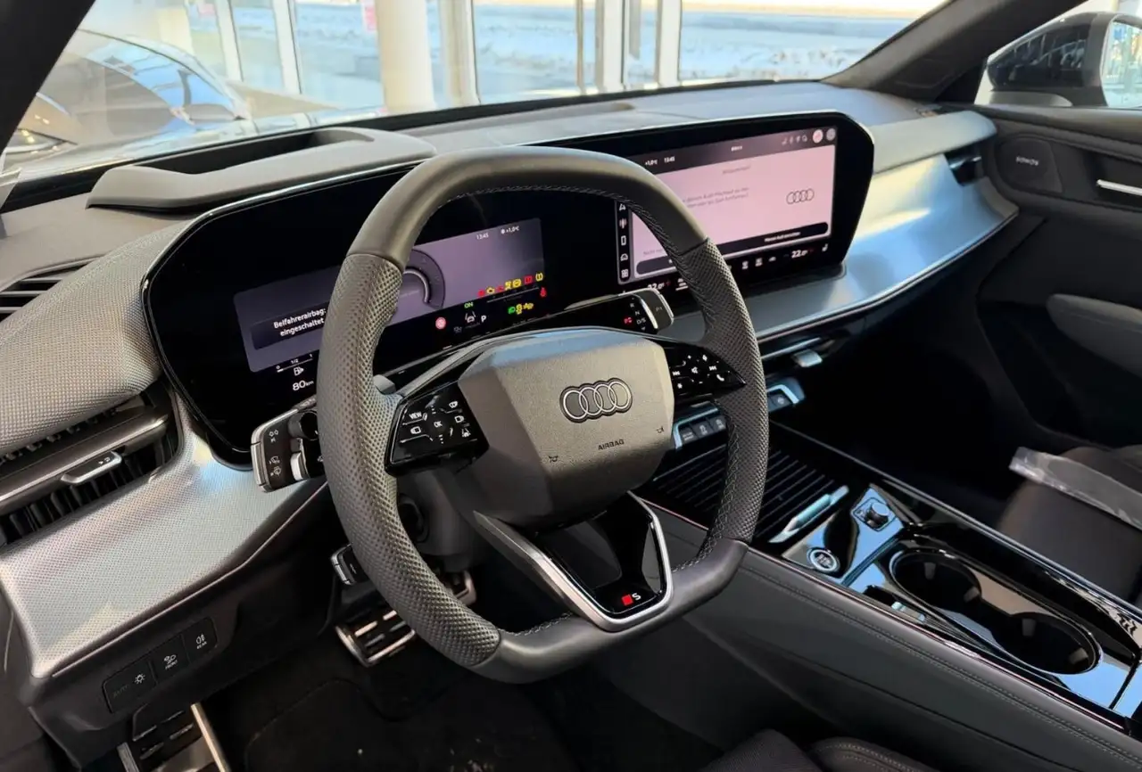 Audi Q3 5