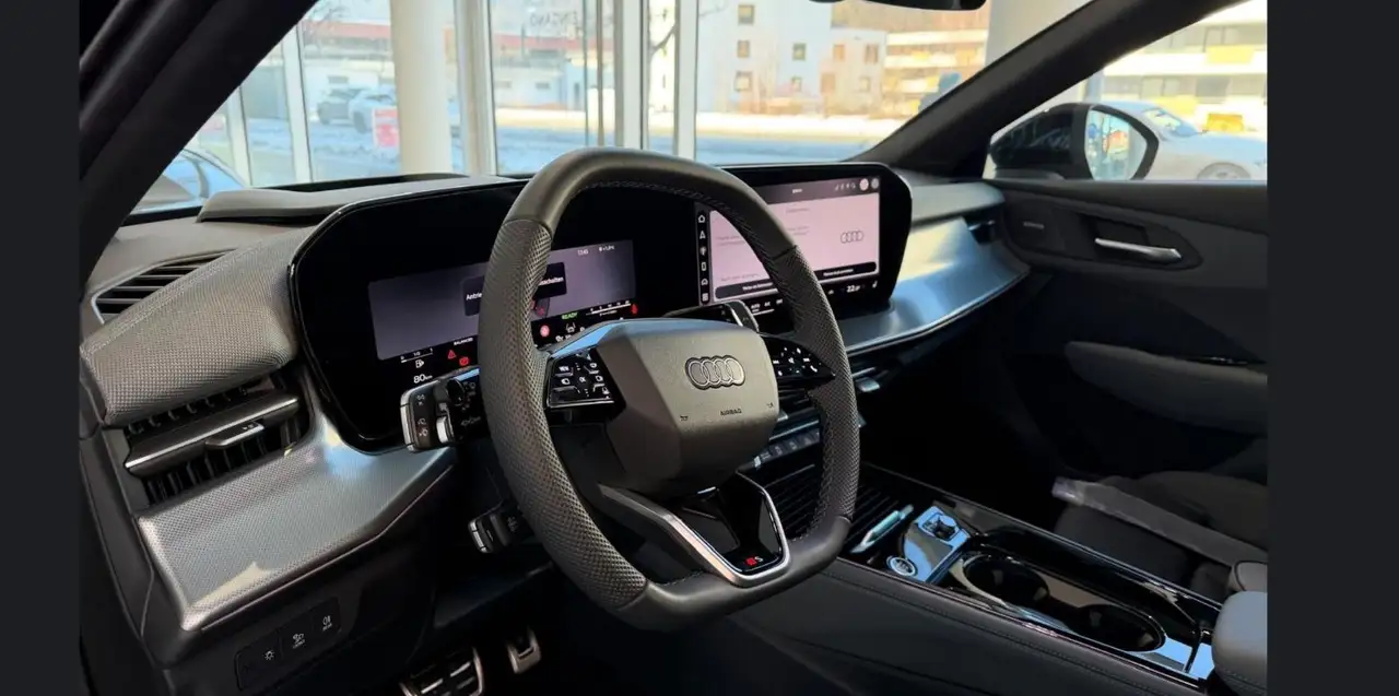 Audi Q3 7