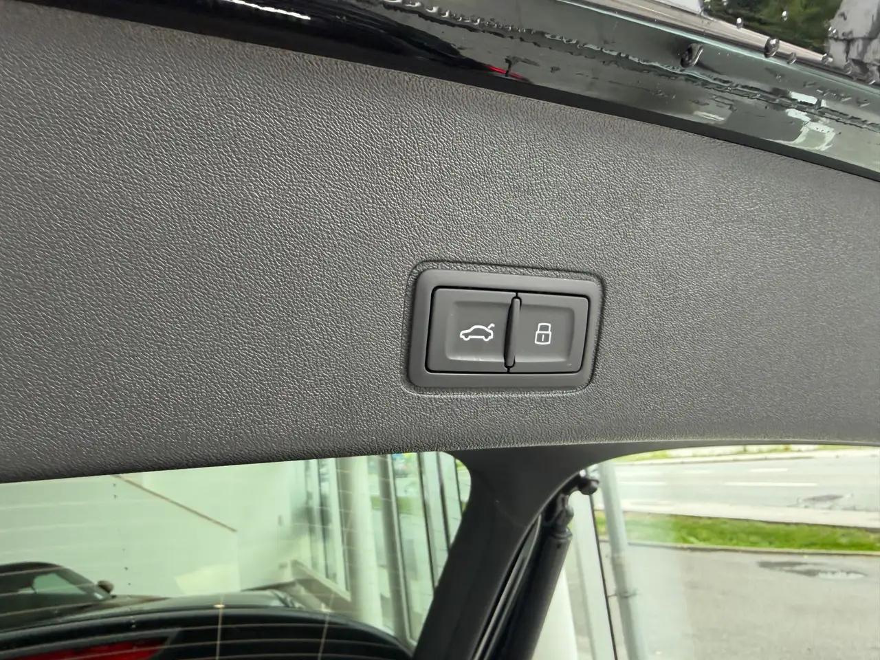 Audi Q3 10