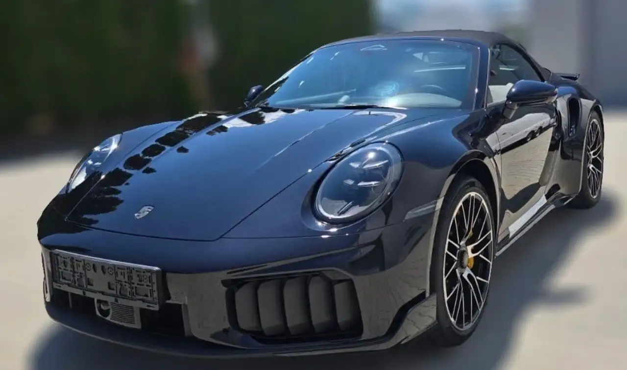 Porsche 992 911