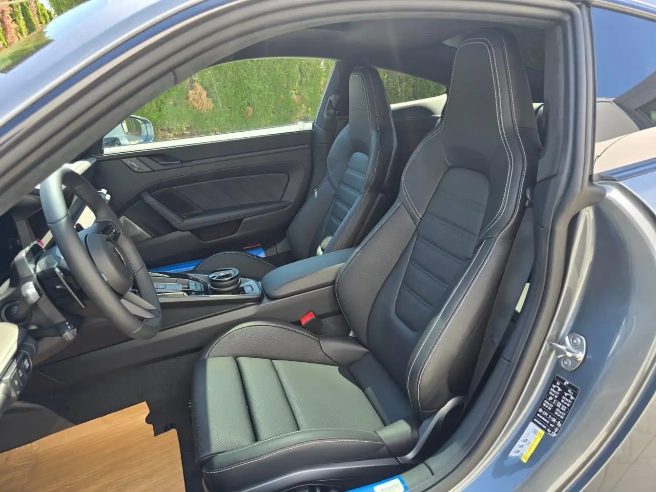 Porsche 992 911 5