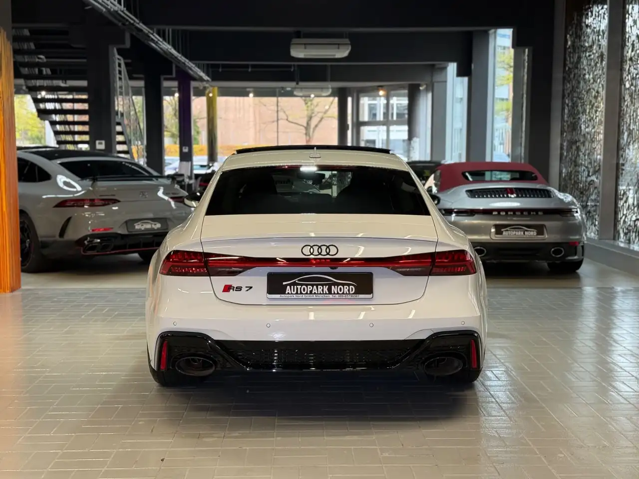 Audi RS7 6
