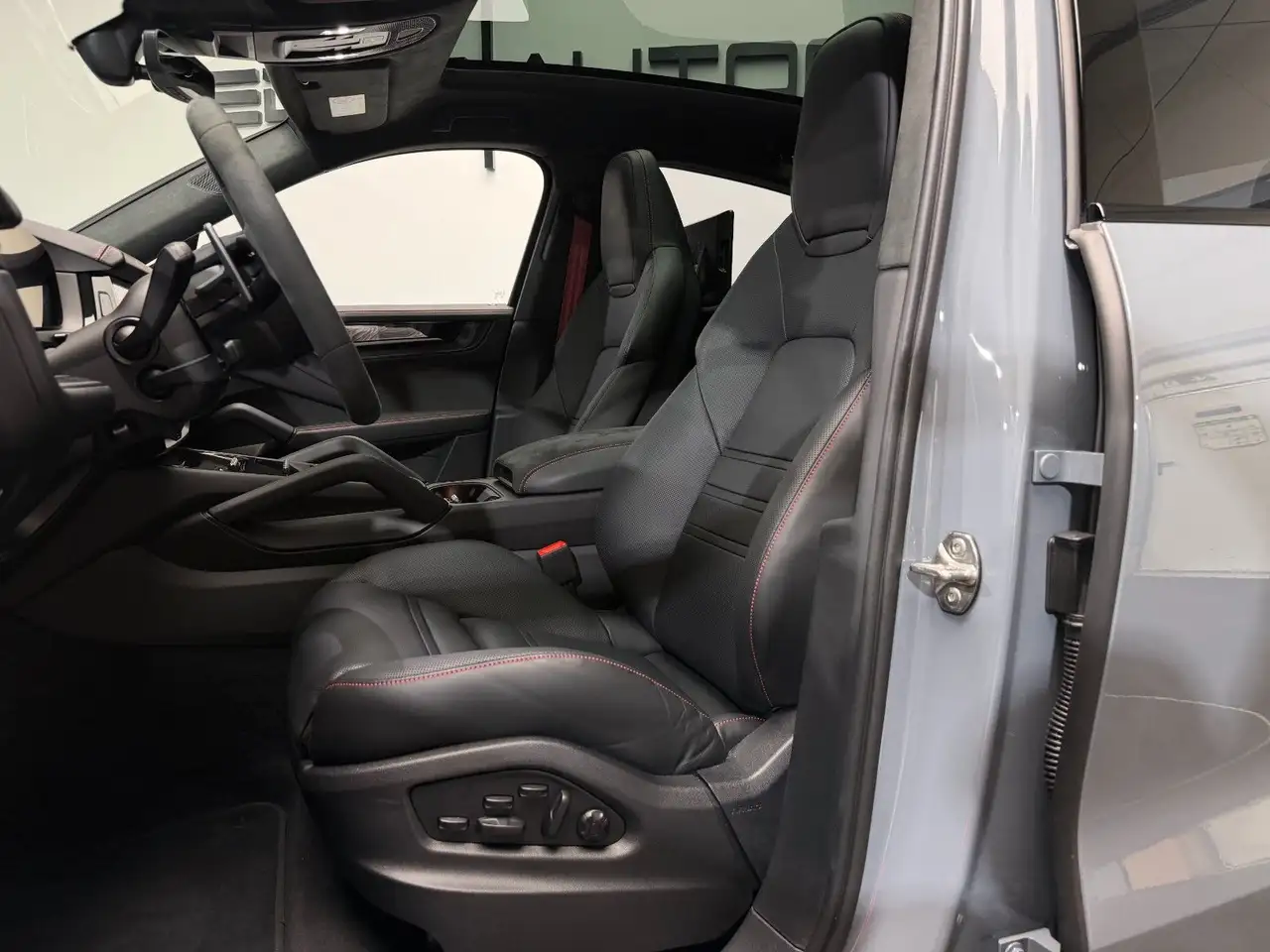 Porsche Cayenne 11