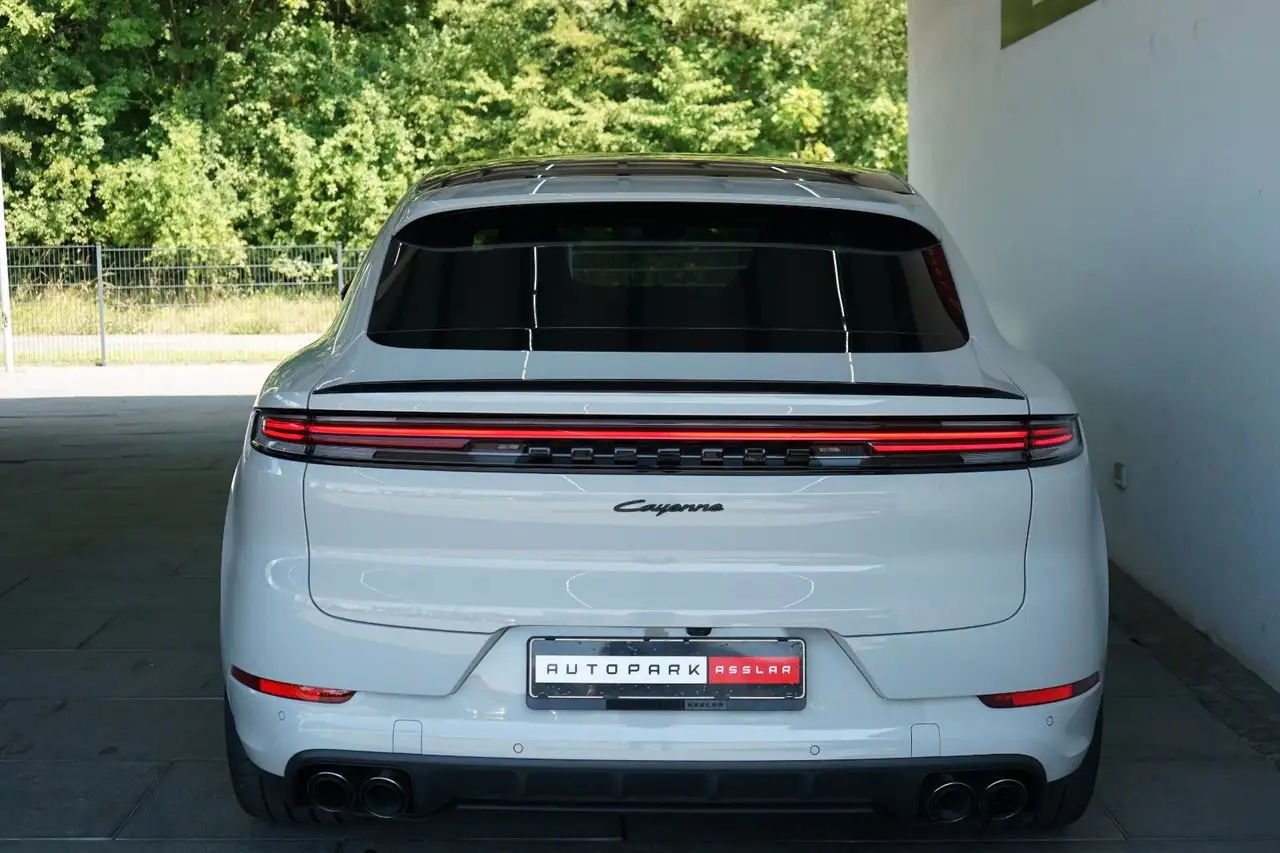 Porsche Cayenne 3