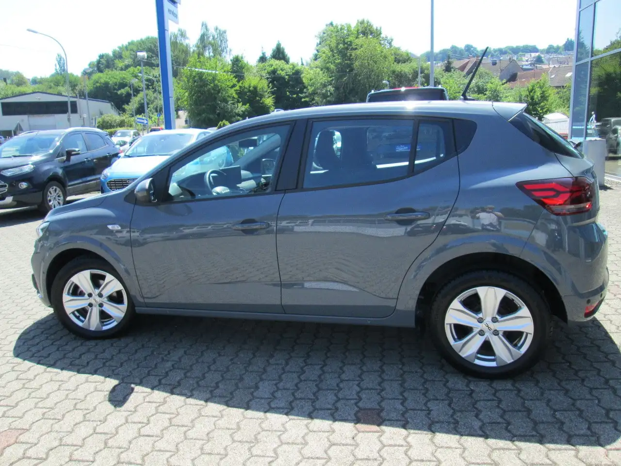 Dacia Sandero III 4