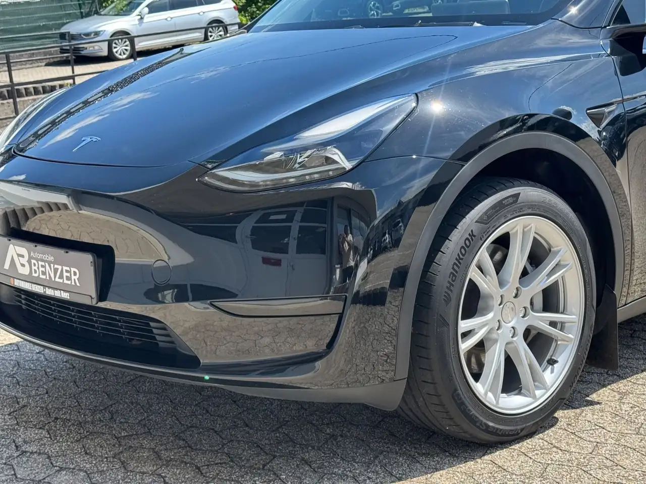 Tesla Model 10