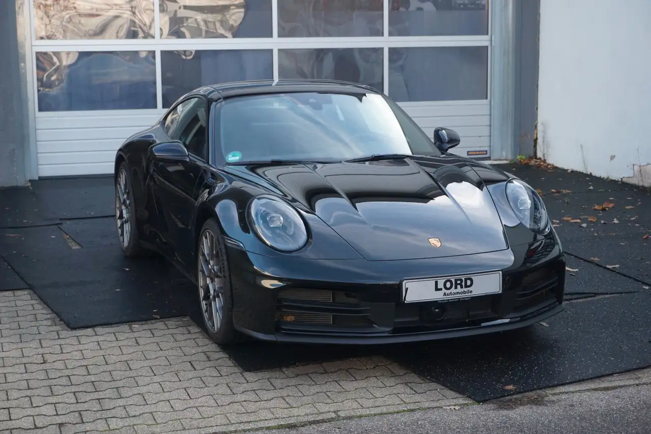 Porsche 992 11
