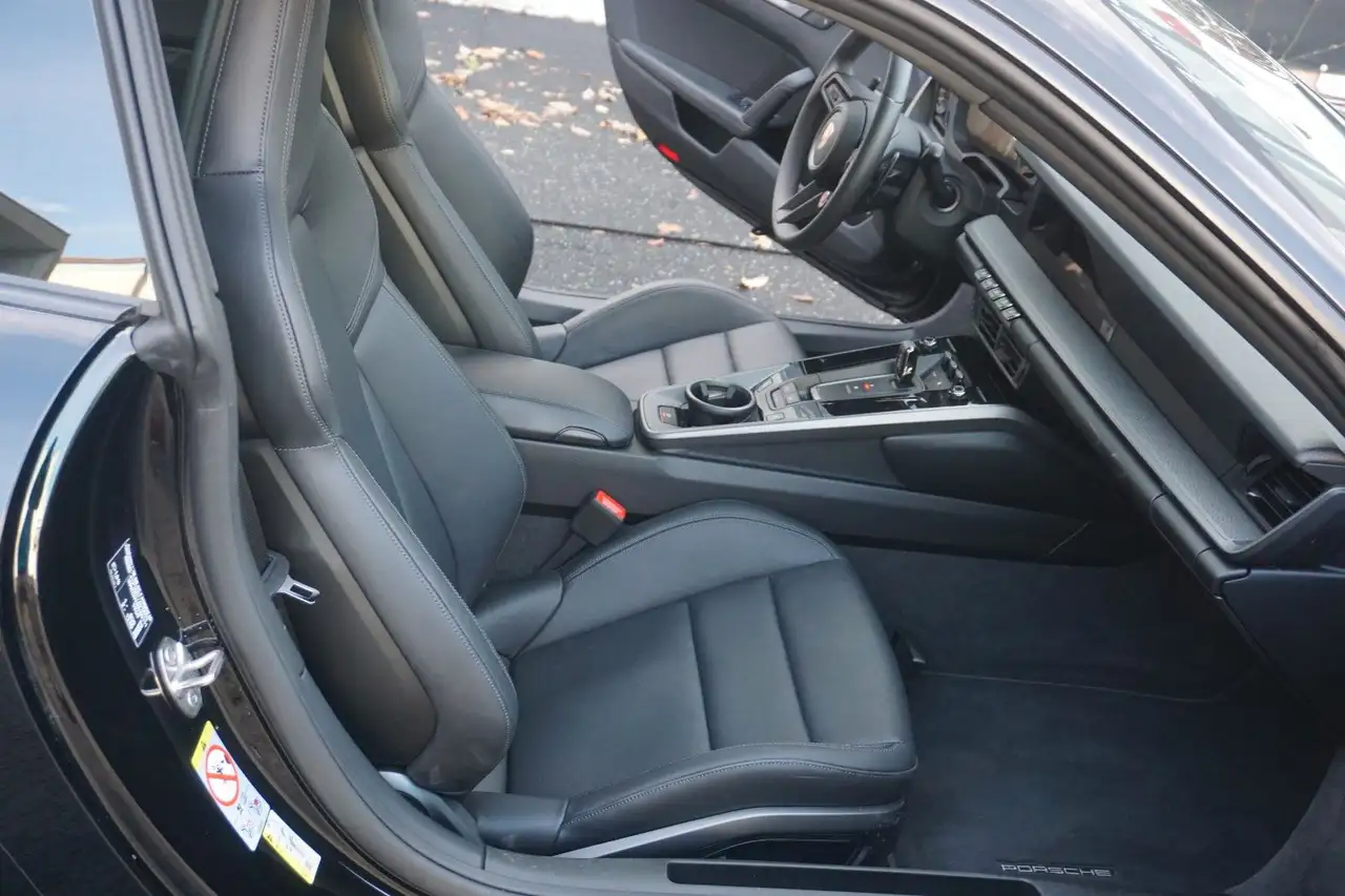 Porsche 992 15